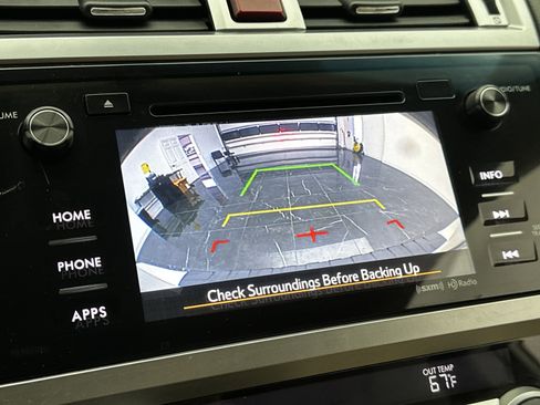 Used 2017 Subaru Outback 2.5i Premium image 19