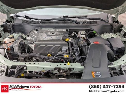 Used 2024 Chevrolet Trax RS w/ Driver Confidence Package image 38