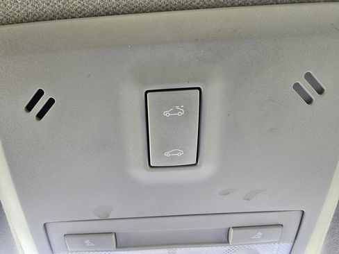 Used 2018 Chevrolet Sonic LT image 21