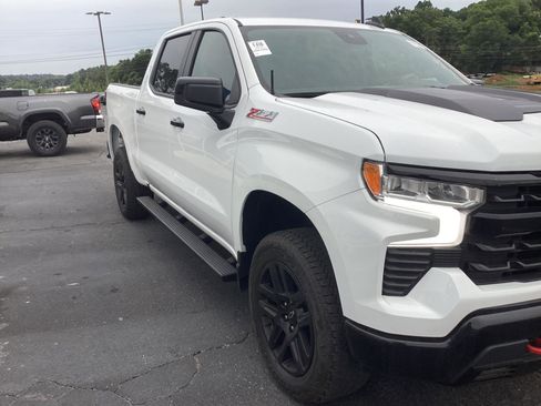 Used 2024 Chevrolet Silverado 1500 LT Trail Boss w/ Convenience Package II AWD/4WD image 25