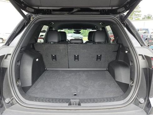 Used 2025 Chevrolet Equinox LT w/ Convenience Package II FWD image 13