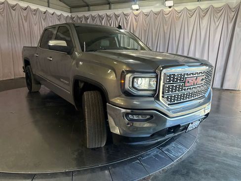 Used 2017 GMC Sierra 1500 SLT w/ SLT Premium Package AWD/4WD image 3