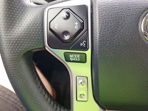 Used 2022 Toyota 4Runner SR5 Premium image 21