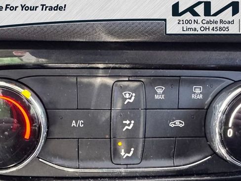 Used 2025 Chevrolet TrailBlazer LT AWD/4WD image 8
