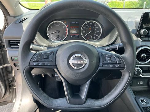 Used 2024 Nissan Sentra S FWD image 11