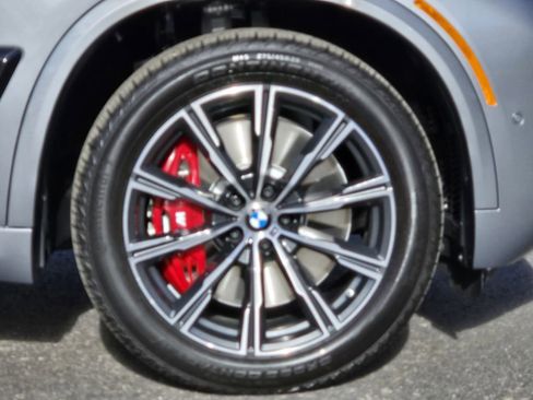 New 2026 BMW X5 xDrive50e w/ Executive Package AWD/4WD image 11