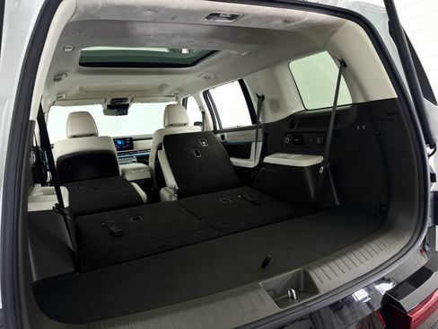 Used 2025 Hyundai Santa Fe Calligraphy FWD image 35