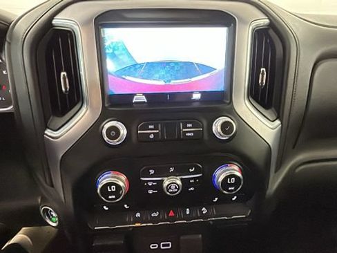 Used 2019 GMC Sierra 1500 SLE w/ SLE Value Package AWD/4WD image 24