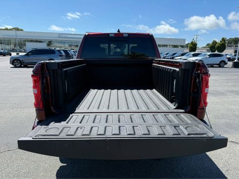 Used 2025 RAM 1500 Big Horn image 9