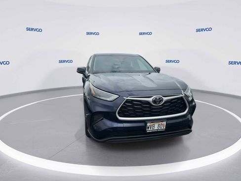 Used 2023 Toyota Highlander L image 3