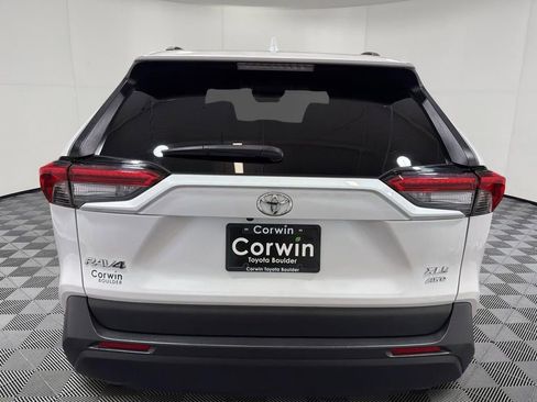 Used 2023 Toyota RAV4 XLE Premium AWD/4WD image 5