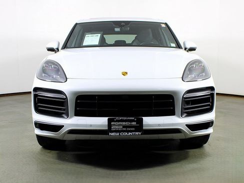 Used 2023 Porsche Cayenne GTS image 10