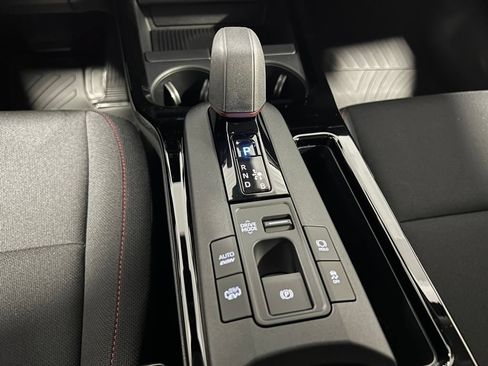 New 2026 Toyota Prius Plug-In Hybrid FWD image 25