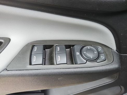 Used 2024 Chevrolet Equinox LS image 16