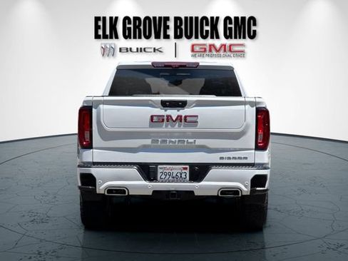 Used 2023 GMC Sierra 1500 Denali w/ Technology Package AWD/4WD image 5