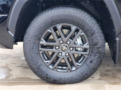 New 2025 Toyota Tundra SR5 image 8