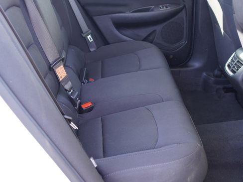 Used 2024 Chevrolet Malibu LT image 16