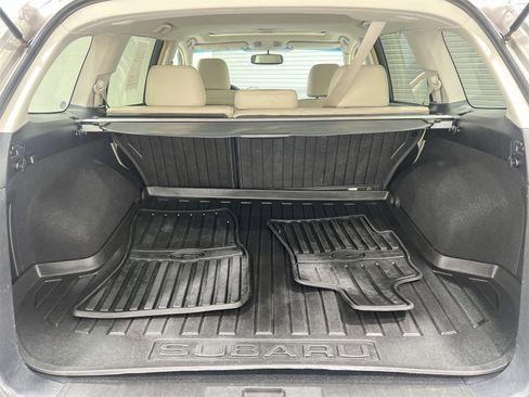 Used 2014 Subaru Outback 2.5i Limited image 23