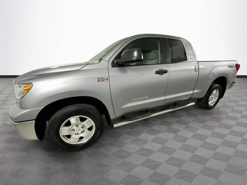 Used 2012 Toyota Tundra 4x4 Double Cab w/ TRD Off-Road Pkg image 4