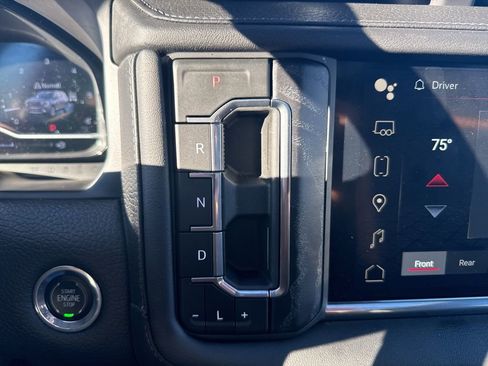 Used 2023 GMC Yukon Denali image 21