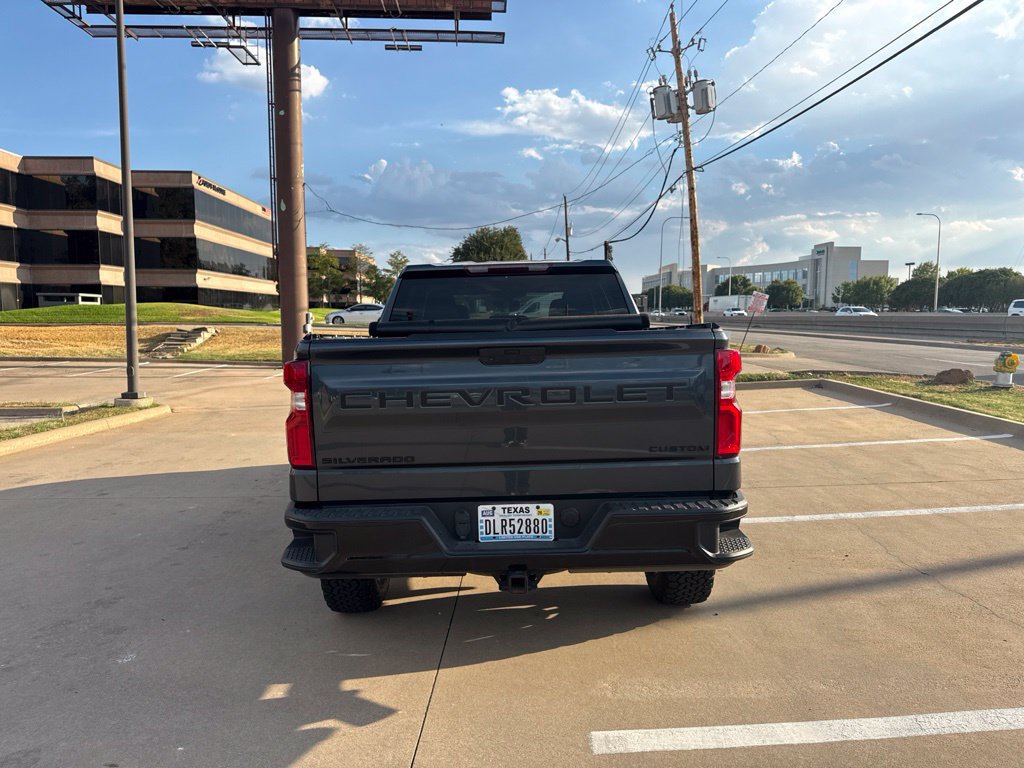 Used 2021 Chevrolet Silverado 1500 Custom Trail Boss w/ LPO, Dark Essentials Package AWD/4WD image 10