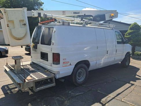 Used 2012 Ford E-350 and Econoline 350 Super Duty w/ PWR Group RWD image 3