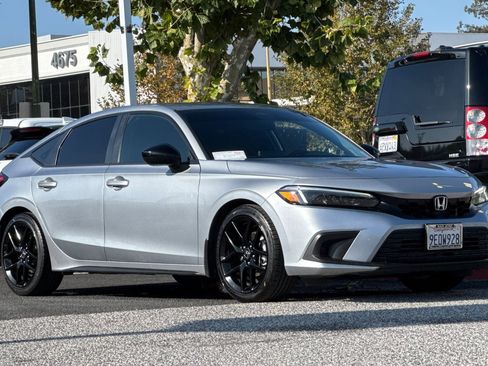 Used 2023 Honda Civic Sport image 6