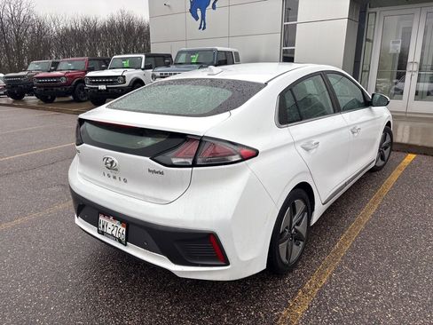 Used 2022 Hyundai Ioniq Limited image 3
