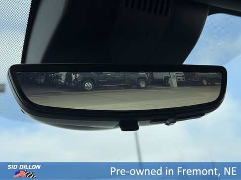 Used 2023 GMC Yukon Denali w/ Denali Reserve Package image 15