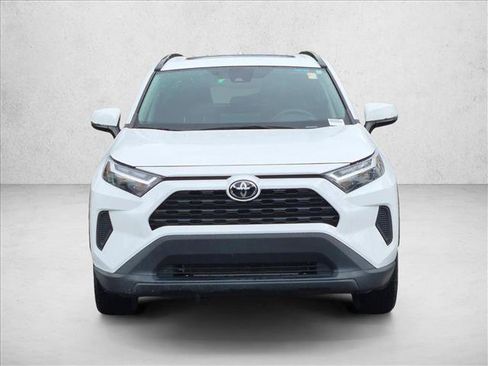 Used 2024 Toyota RAV4 XLE w/ Convenience Package FWD image 2