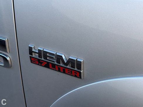 Used 2018 RAM 1500 Laramie w/ Convenience Group image 7