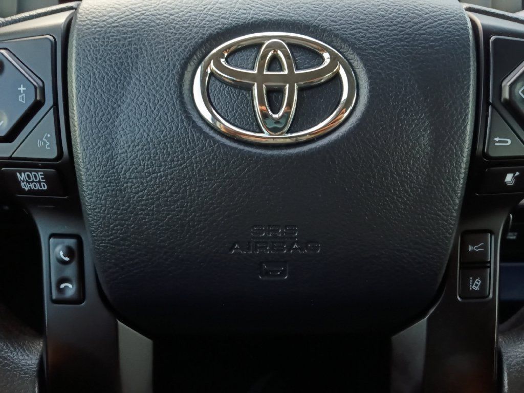 Used 2018 Toyota Tacoma SR w/ SR Convenience Package RWD image 5