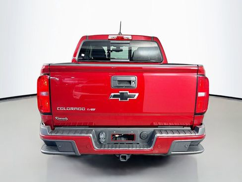 Used 2019 Chevrolet Colorado Z71 AWD/4WD image 6