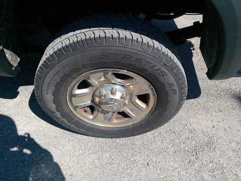 Used 2014 RAM 3500 Tradesman w/ Chrome Appearance Group image 18