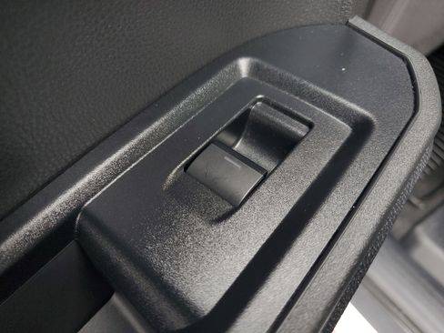 Certified 2024 Toyota Tacoma SR5 image 15