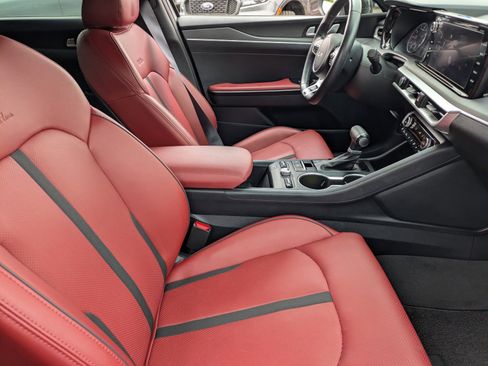 Used 2024 Kia K5 GT-Line w/ GT-Line Premium Package image 11