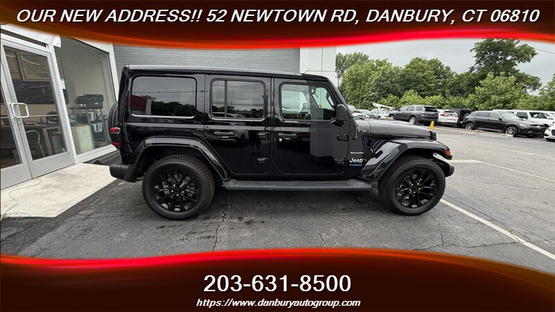 Used 2021 Jeep Wrangler Unlimited Sahara w/ Cold Weather Group AWD/4WD image 6