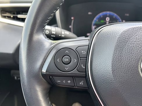 Used 2024 Toyota Corolla XSE FWD image 24