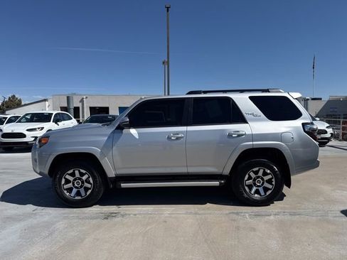 Used 2024 Toyota 4Runner TRD Off-Road Premium w/ Moonroof Package AWD/4WD image 5