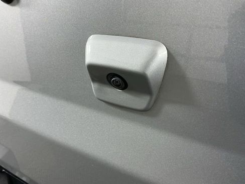 Used 2023 Jeep Gladiator Mojave w/ Cold Weather Group AWD/4WD image 9