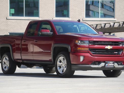 Used 2016 Chevrolet Silverado 1500 LT w/ All Star Edition AWD/4WD image 2