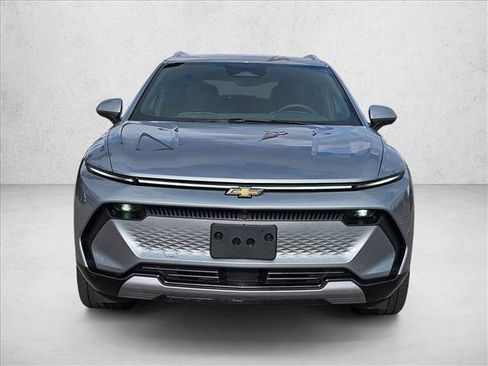 New 2025 Chevrolet Equinox EV LT w/ Convenience Package II image 6