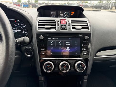 Used 2017 Subaru Forester 2.5i Touring AWD/4WD image 18