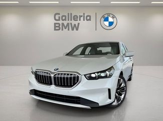 Used 2025 BMW 530i w/ Premium Package video 1