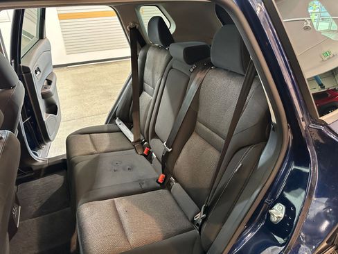 Used 2025 Nissan Rogue SV FWD image 40