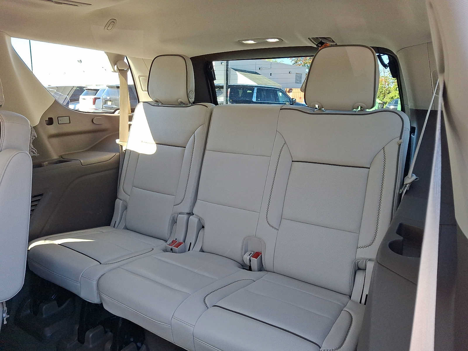 Used 2022 GMC Yukon Denali w/ Max Trailering Package AWD/4WD image 10