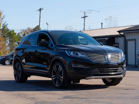 Used 2018 Lincoln MKC Reserve image 3