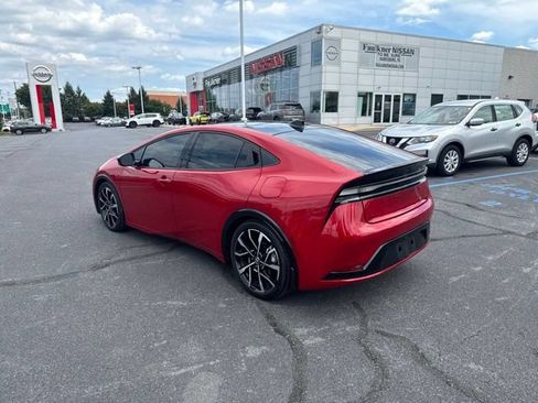 Used 2024 Toyota Prius Prime Premium w/ Advanced Technology Package FWD image 5