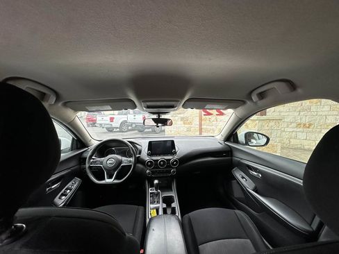 Used 2022 Nissan Sentra SV w/ Trunk Package FWD image 7