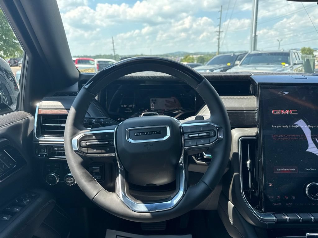 New 2026 GMC Yukon Denali w/ Advanced Technology Package AWD/4WD image 25